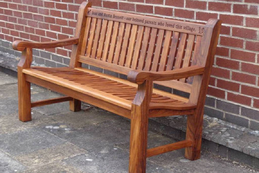Should You Oil Your Teak Garden Bench? ~ The Essential Guide